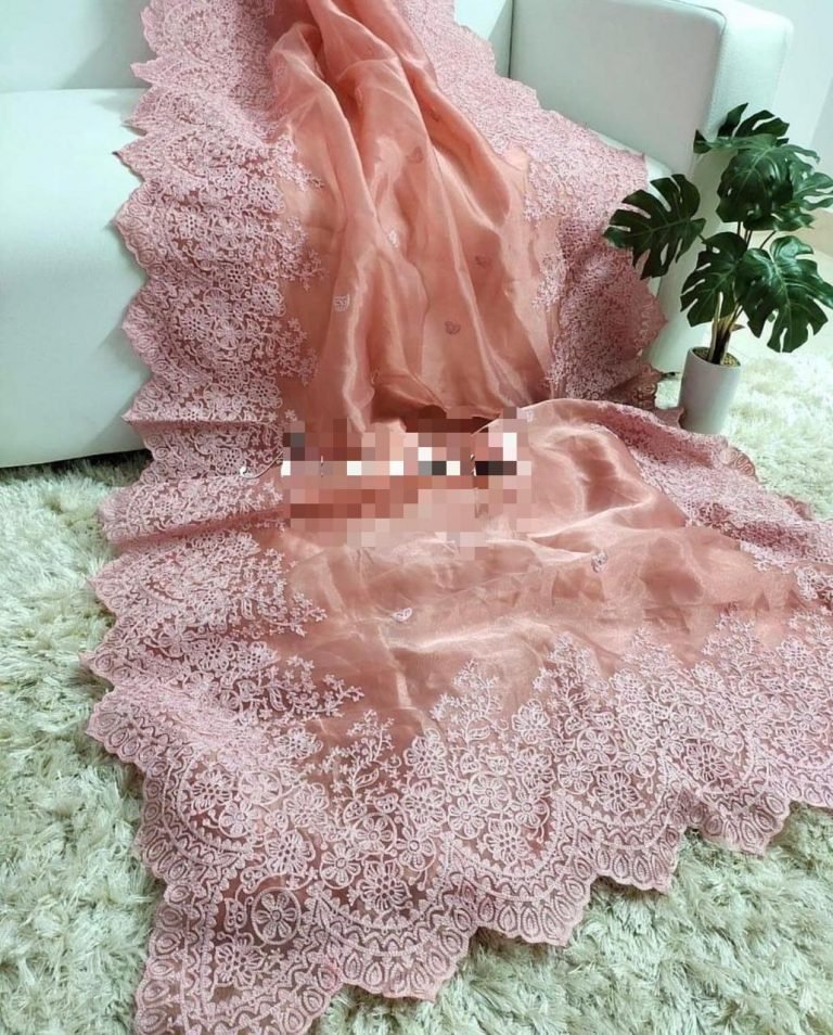 Bollywood Style Organza Silk Saree - mauve - Image 2